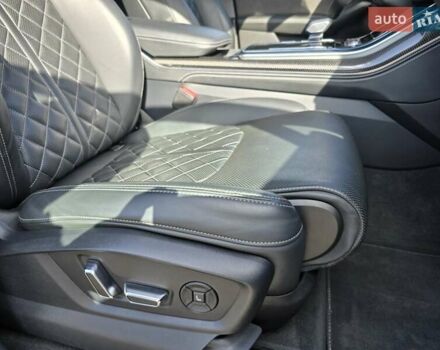 Синий Ауди SQ7, объемом двигателя 4 л и пробегом 182 тыс. км за 68800 $, фото 51 на Automoto.ua