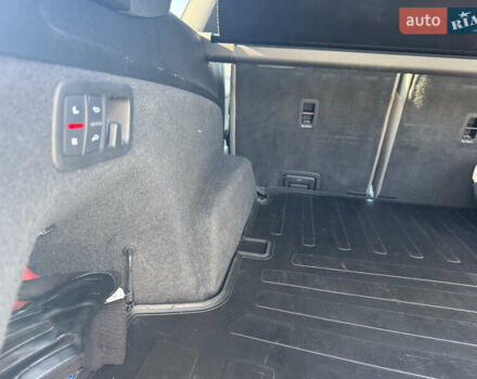 Синий Ауди SQ7, объемом двигателя 3.96 л и пробегом 176 тыс. км за 78000 $, фото 12 на Automoto.ua