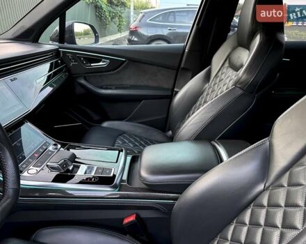 Синій Ауді SQ7, об'ємом двигуна 4 л та пробігом 136 тис. км за 77000 $, фото 38 на Automoto.ua