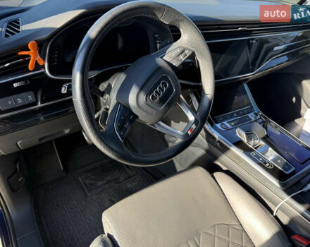Синий Ауди SQ7, объемом двигателя 3.96 л и пробегом 176 тыс. км за 78000 $, фото 16 на Automoto.ua