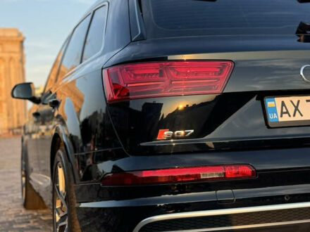 Ауді SQ7 2017 у Харкові на Automoto.ua Синій Ауді SQ7, об'ємом двигуна 3.96 л та пробігом 249 тис. км за 53000 $, фото 1 на Automoto.ua