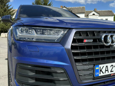 Ауди SQ7 2017 в Ровно на Automoto.ua Синий Ауди SQ7, объемом двигателя 3.96 л и пробегом 162 тыс. км за 59999 $, фото 1 на Automoto.ua