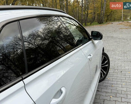 Ауди SQ8 2021 в Тернополе на Automoto.ua Белый Ауди SQ8, объемом двигателя 3.96 л и пробегом 101 тыс. км за 92000 $, фото 32 на Automoto.ua
