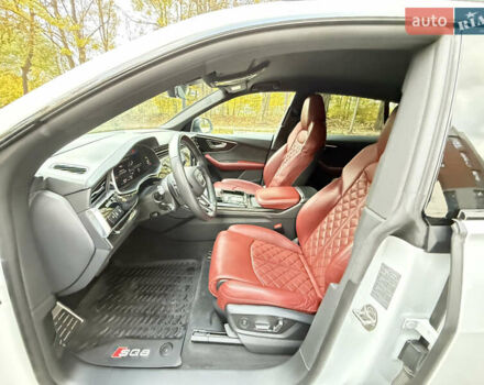 Ауди SQ8 2021 в Тернополе на Automoto.ua Белый Ауди SQ8, объемом двигателя 3.96 л и пробегом 101 тыс. км за 92000 $, фото 36 на Automoto.ua