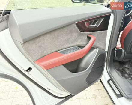 Ауди SQ8 2021 в Тернополе на Automoto.ua Белый Ауди SQ8, объемом двигателя 3.96 л и пробегом 101 тыс. км за 92000 $, фото 50 на Automoto.ua