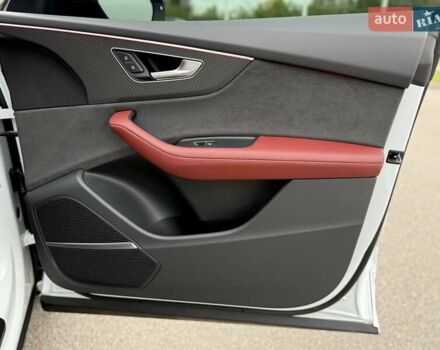 Белый Ауди SQ8, объемом двигателя 4 л и пробегом 30 тыс. км за 111000 $, фото 32 на Automoto.ua