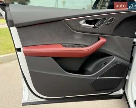 Белый Ауди SQ8, объемом двигателя 4 л и пробегом 30 тыс. км за 111000 $, фото 58 на Automoto.ua