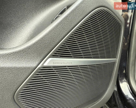 Чорний Ауді SQ8, об'ємом двигуна 4 л та пробігом 199 тис. км за 65000 $, фото 81 на Automoto.ua