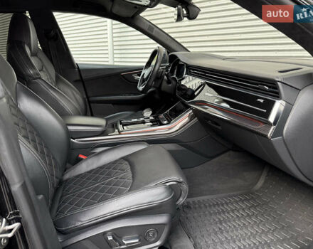 Чорний Ауді SQ8, об'ємом двигуна 4 л та пробігом 199 тис. км за 65000 $, фото 27 на Automoto.ua
