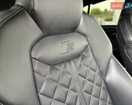 Чорний Ауді SQ8, об'ємом двигуна 4 л та пробігом 199 тис. км за 65000 $, фото 40 на Automoto.ua