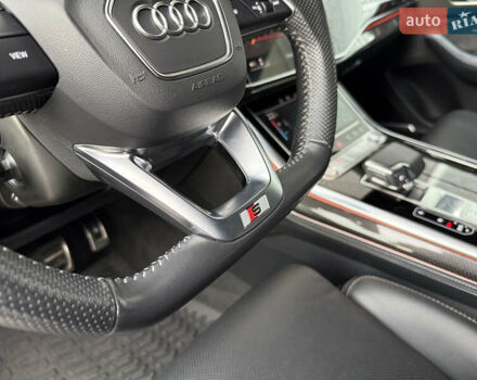 Чорний Ауді SQ8, об'ємом двигуна 4 л та пробігом 199 тис. км за 65000 $, фото 89 на Automoto.ua