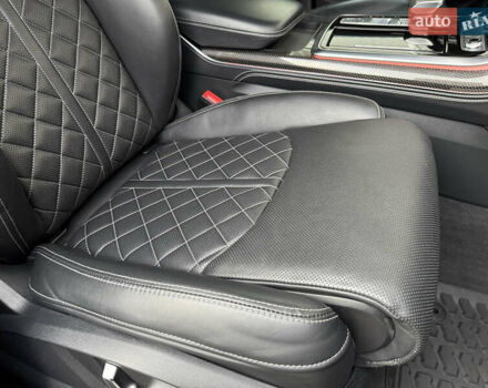 Чорний Ауді SQ8, об'ємом двигуна 4 л та пробігом 199 тис. км за 65000 $, фото 39 на Automoto.ua