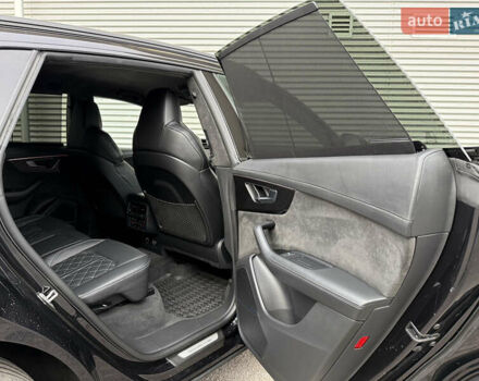 Чорний Ауді SQ8, об'ємом двигуна 4 л та пробігом 199 тис. км за 65000 $, фото 42 на Automoto.ua