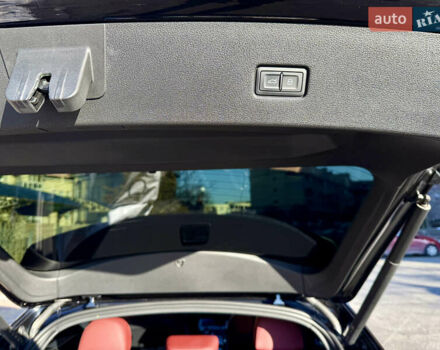 Черный Ауди SQ8, объемом двигателя 4 л и пробегом 95 тыс. км за 72500 $, фото 53 на Automoto.ua