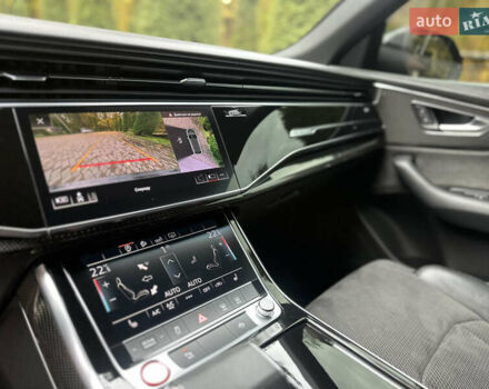 Ауди SQ8 2020 в Трускавце на Automoto.ua Черный Ауди SQ8, объемом двигателя 4 л и пробегом 118 тыс. км за 73900 $, фото 63 на Automoto.ua