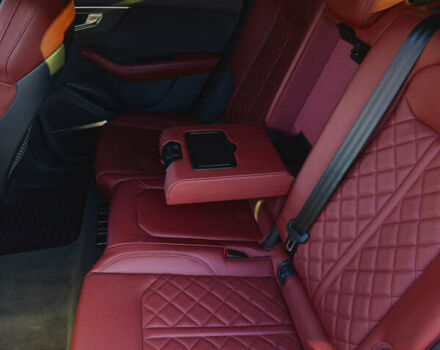 Черный Ауди SQ8, объемом двигателя 4 л и пробегом 95 тыс. км за 72500 $, фото 38 на Automoto.ua