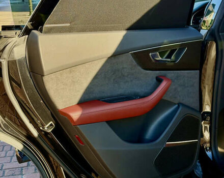 Черный Ауди SQ8, объемом двигателя 4 л и пробегом 95 тыс. км за 72500 $, фото 51 на Automoto.ua