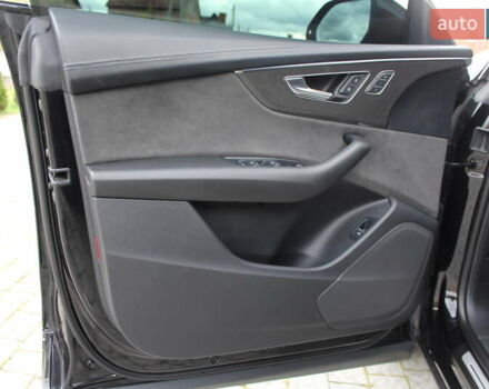 Черный Ауди SQ8, объемом двигателя 4 л и пробегом 118 тыс. км за 73900 $, фото 67 на Automoto.ua