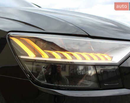 Чорний Ауді SQ8, об'ємом двигуна 3.96 л та пробігом 118 тис. км за 74900 $, фото 22 на Automoto.ua