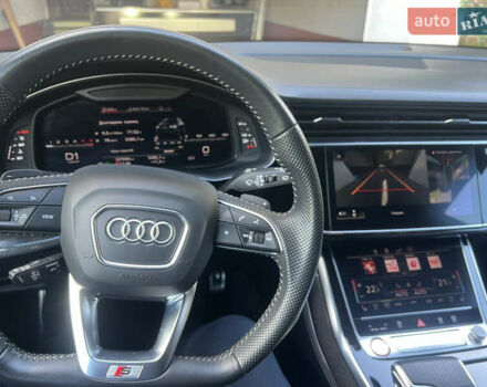 Ауді SQ8 2020 у Бердичеве на Automoto.ua Чорний Ауді SQ8, об'ємом двигуна 3.96 л та пробігом 107 тис. км за 90000 $, фото 9 на Automoto.ua