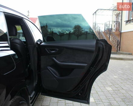 Черный Ауди SQ8, объемом двигателя 3.96 л и пробегом 118 тыс. км за 72900 $, фото 124 на Automoto.ua