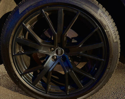 Черный Ауди SQ8, объемом двигателя 4 л и пробегом 95 тыс. км за 72500 $, фото 55 на Automoto.ua