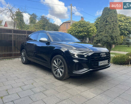 Ауді SQ8 2020 у Бердичеве на Automoto.ua Чорний Ауді SQ8, об'ємом двигуна 3.96 л та пробігом 107 тис. км за 90000 $, фото 1 на Automoto.ua