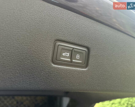Ауди SQ8 2020 в Трускавце на Automoto.ua Черный Ауди SQ8, объемом двигателя 4 л и пробегом 118 тыс. км за 73900 $, фото 110 на Automoto.ua