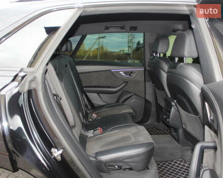 Чорний Ауді SQ8, об'ємом двигуна 3.96 л та пробігом 118 тис. км за 74900 $, фото 126 на Automoto.ua