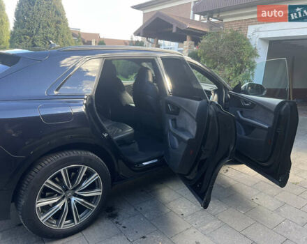 Ауді SQ8 2020 у Бердичеве на Automoto.ua Чорний Ауді SQ8, об'ємом двигуна 3.96 л та пробігом 107 тис. км за 90000 $, фото 5 на Automoto.ua