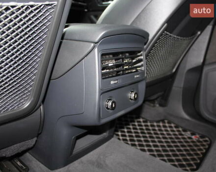 Черный Ауди SQ8, объемом двигателя 3.96 л и пробегом 118 тыс. км за 72900 $, фото 144 на Automoto.ua