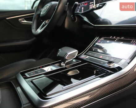 Чорний Ауді SQ8, об'ємом двигуна 3.96 л та пробігом 118 тис. км за 74900 $, фото 112 на Automoto.ua