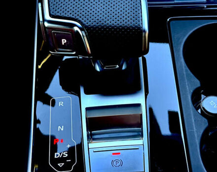 Черный Ауди SQ8, объемом двигателя 4 л и пробегом 95 тыс. км за 72500 $, фото 28 на Automoto.ua