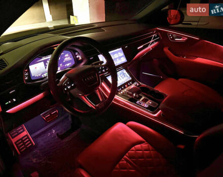Черный Ауди SQ8, объемом двигателя 4 л и пробегом 95 тыс. км за 72500 $, фото 61 на Automoto.ua