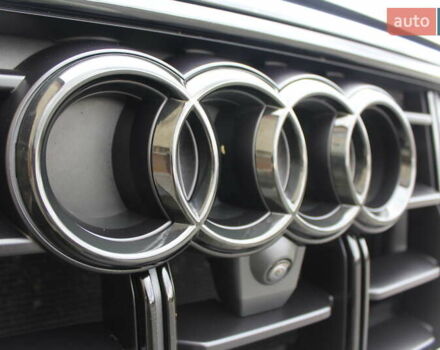 Черный Ауди SQ8, объемом двигателя 4 л и пробегом 118 тыс. км за 73900 $, фото 24 на Automoto.ua