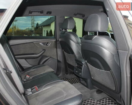 Черный Ауди SQ8, объемом двигателя 3.96 л и пробегом 118 тыс. км за 72900 $, фото 133 на Automoto.ua