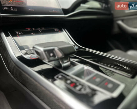 Ауди SQ8 2020 в Трускавце на Automoto.ua Черный Ауди SQ8, объемом двигателя 4 л и пробегом 118 тыс. км за 73900 $, фото 64 на Automoto.ua