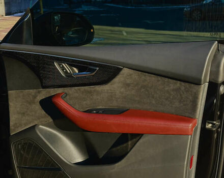 Черный Ауди SQ8, объемом двигателя 4 л и пробегом 95 тыс. км за 72500 $, фото 47 на Automoto.ua