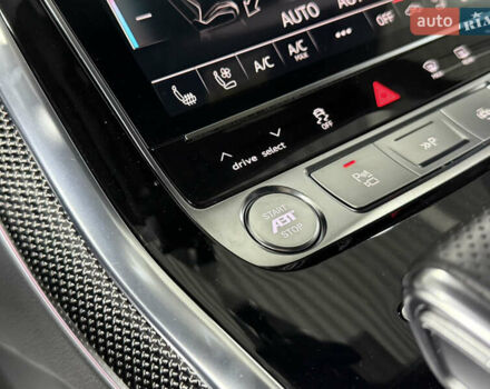 Ауді SQ8 2021 у Одесі на Automoto.ua Чорний Ауді SQ8, об'ємом двигуна 4 л та пробігом 27 тис. км за 115000 $, фото 50 на Automoto.ua