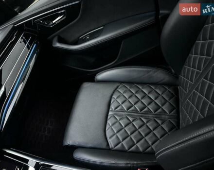 Чорний Ауді SQ8, об'ємом двигуна 4 л та пробігом 91 тис. км за 74500 $, фото 21 на Automoto.ua