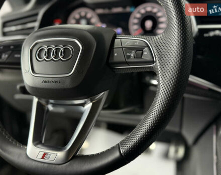 Ауді SQ8 2021 у Одесі на Automoto.ua Чорний Ауді SQ8, об'ємом двигуна 4 л та пробігом 27 тис. км за 115000 $, фото 52 на Automoto.ua