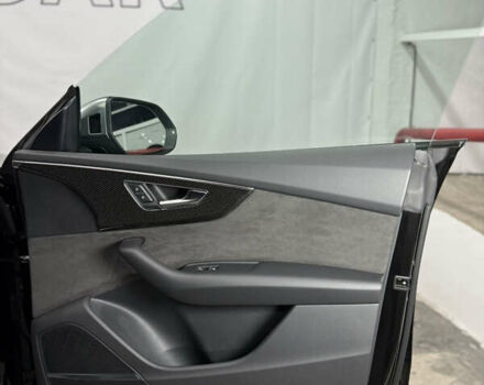 Ауді SQ8 2021 у Одесі на Automoto.ua Чорний Ауді SQ8, об'ємом двигуна 4 л та пробігом 27 тис. км за 115000 $, фото 70 на Automoto.ua