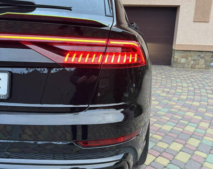 Черный Ауди SQ8, объемом двигателя 3.96 л и пробегом 143 тыс. км за 77500 $, фото 16 на Automoto.ua