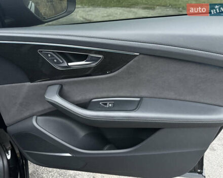 Чорний Ауді SQ8, об'ємом двигуна 4 л та пробігом 91 тис. км за 74500 $, фото 35 на Automoto.ua
