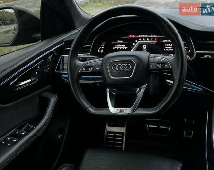 Чорний Ауді SQ8, об'ємом двигуна 4 л та пробігом 91 тис. км за 74500 $, фото 18 на Automoto.ua
