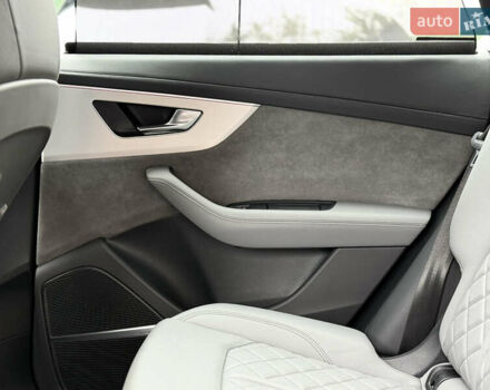 Черный Ауди SQ8, объемом двигателя 4 л и пробегом 89 тыс. км за 77700 $, фото 26 на Automoto.ua