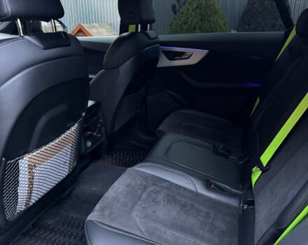 Черный Ауди SQ8, объемом двигателя 3.96 л и пробегом 143 тыс. км за 77500 $, фото 19 на Automoto.ua