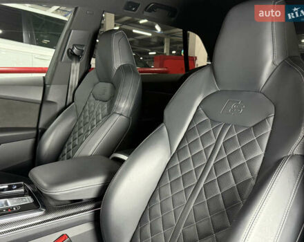 Ауді SQ8 2021 у Одесі на Automoto.ua Чорний Ауді SQ8, об'ємом двигуна 4 л та пробігом 27 тис. км за 115000 $, фото 41 на Automoto.ua