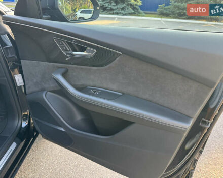 Чорний Ауді SQ8, об'ємом двигуна 4 л та пробігом 99 тис. км за 83500 $, фото 73 на Automoto.ua