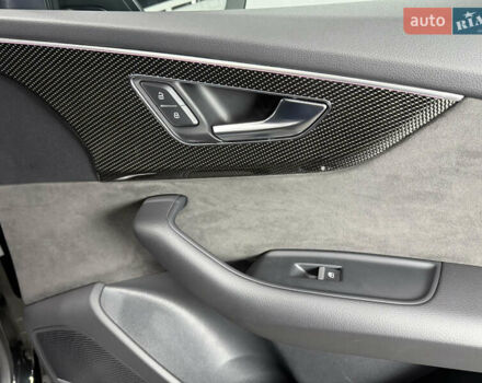 Ауді SQ8 2021 у Одесі на Automoto.ua Чорний Ауді SQ8, об'ємом двигуна 4 л та пробігом 27 тис. км за 115000 $, фото 71 на Automoto.ua